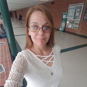 Meet your Posher, Holly